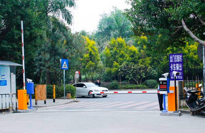 智能停車(chē)場(chǎng)